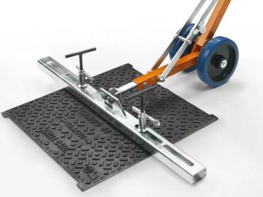 Verwendung mit zwei Klemmen in Kombination mit der Hebe-Querstange BT95.