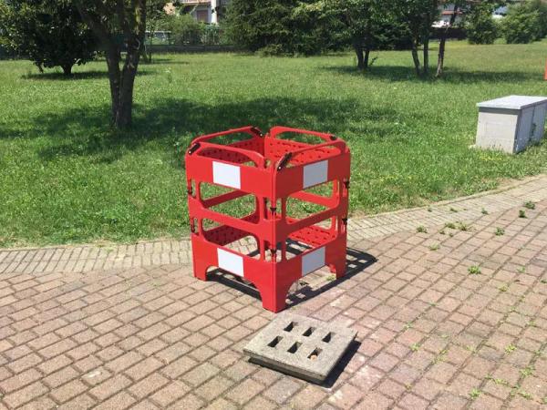 Sehr praktisch – lässt sich in Sekundenschnelle aufstellen und zusammenklappen.